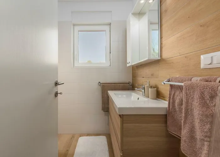 Complex Jelena Gostinjska kuća