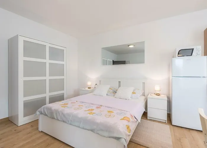 Gostinjska kuća Complex Jelena Funtana