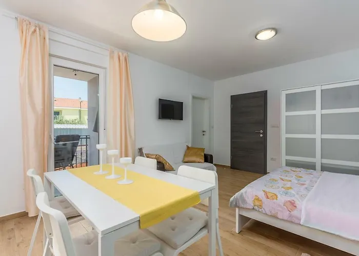 Complex Jelena 3* Funtana