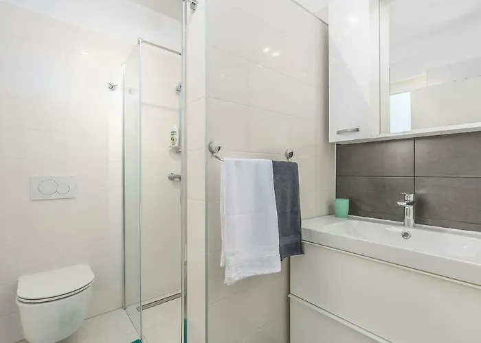 Complex Jelena Gostinjska kuća 3*