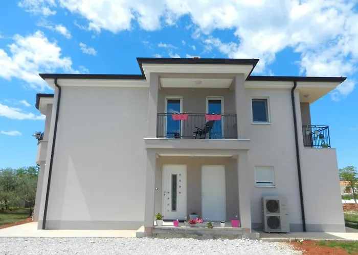 Gostinjska kuća Complex Jelena 3*