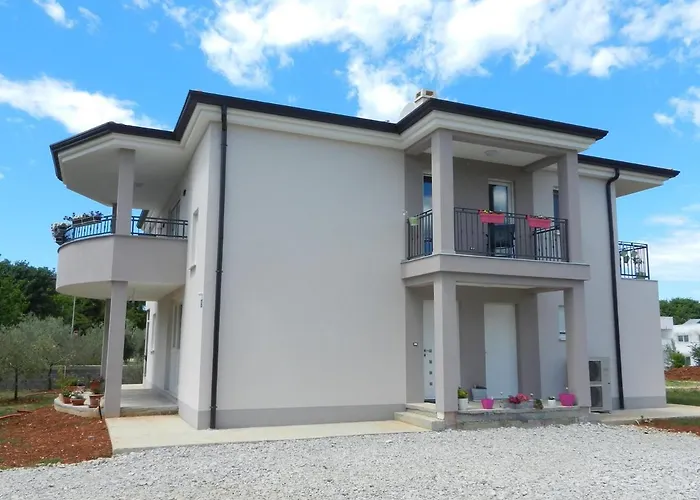 Complex Jelena 3* פונטנה